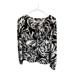 Alfani Black and White(kind of zebra strip pattern ) pleated front Blouse